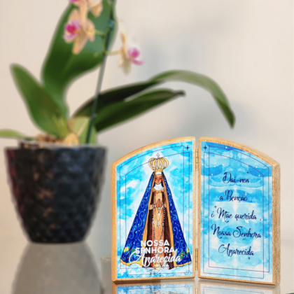 Capelinha de Nossa Senhora Aparecida em Madeira - Modelo 02