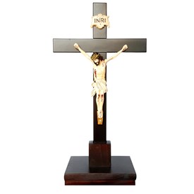 Crucifixo de Mesa em Madeira 70 cm