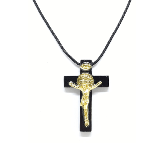 Crucifixo em Madeira Negra Medalha São Bento Metal no cordão 5,4 cm