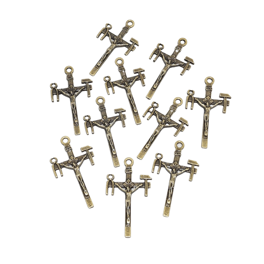 Crucifixo Nossa Senhora da Salette em metal Artcuz